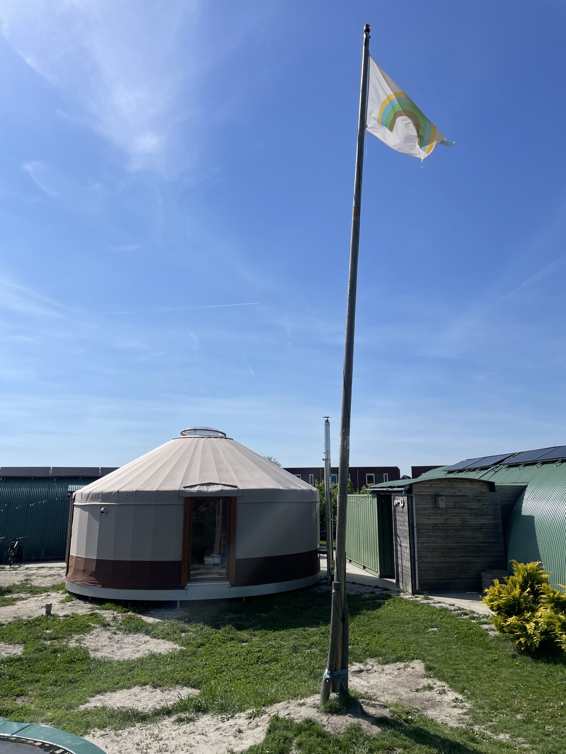 Kinderen in de schooltuin